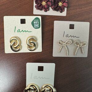 FASHION JEWELRY: SET OF 4 STUD EARRINGS